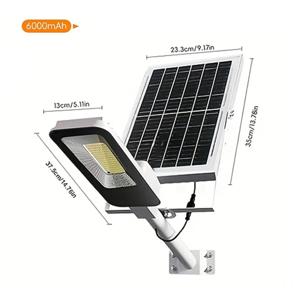 4 sets of outdoor waterproof 6000mAh solar street lamps.