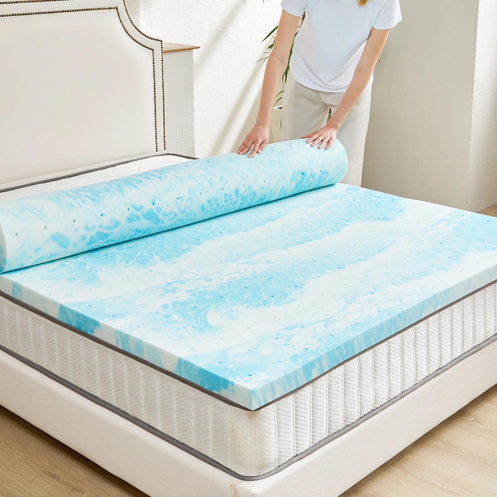 2-3 Inch Memory Foam Mattress Topper Queen Size Thick Gel  Cooling Mattress Soft and Breathable Bed Topper
